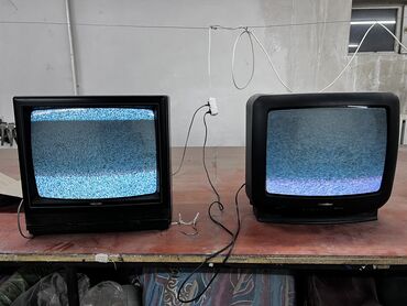 защитное стекло на телевизор: Отдам 2 рабочих телевизора, за 1000 сомов