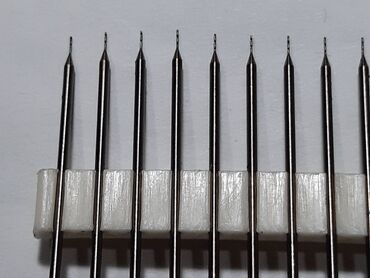 Ostali uređaji: Tanke burgije, 0,21mm, 0,36mm, 0,7mm, 0,9mm, 1,3mm, 1,5mm, 1,6mm — 18