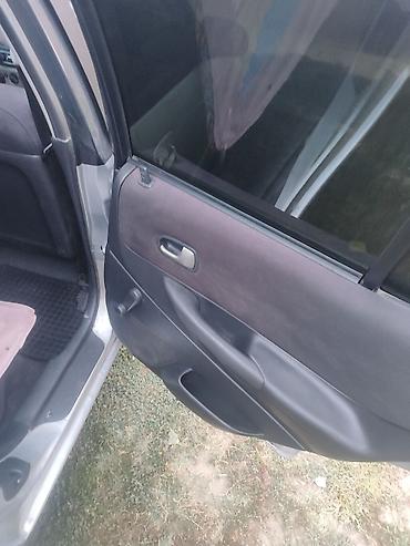 Mazda: Mazda 323: 2000 г., Универсал — 6