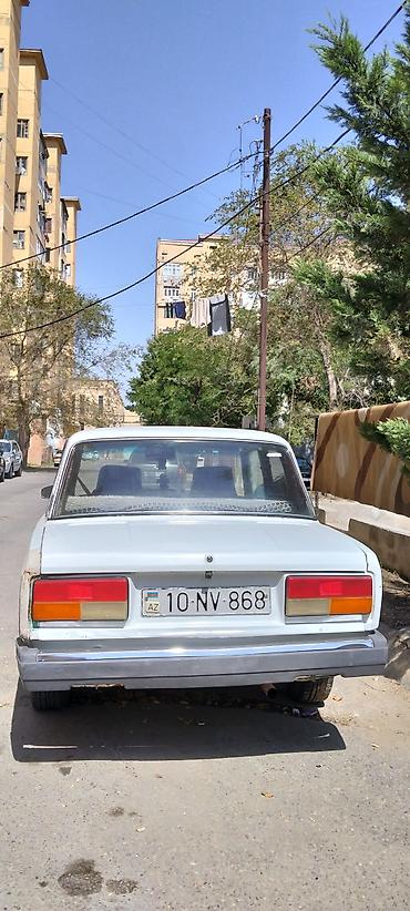 VAZ (LADA): LADA 2107 sedan Xüsusiyyətlər: - Kuzov: sedan, klassik LADA 2107 — 9
