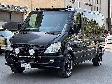 жили: Mercedes-Benz Спринтер: 2009 г., 2.2 л, Автомат, Дизель, Фургон — 2