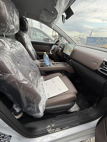 wuling: JAC : 2026 г., Автомат, Электромобиль, Минивэн — 4