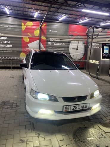 купить машину за 2000 долларов: Honda Accord: 2002 г., 2 л, Автомат, Бензин, Седан