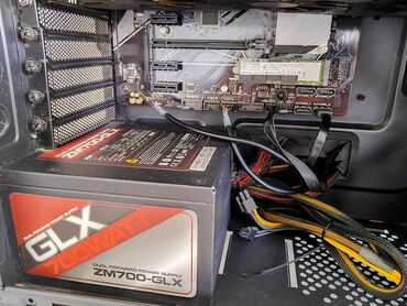 Desktop računari i radne stanice: Gejmer/ Intel i5 8600K/16GB DDR4/SSD M2 1TB /Nvidia GTX 1070 8GB — 12