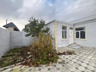 Həyət evləri və villaların satışı: Maştağa qəs. 3 otaqlı, 80 kv. m — 2