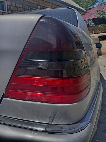 opel 1 9: Mercedes-Benz W202 arxa sağ stop Yüngül zədəli. - Korpus: orijinal — 1
