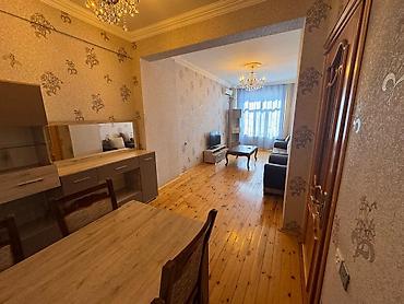 Qonaq otağı dəstləri: Metro Həzi Aslanov çıxışında geniş 3 otaqlı mənzil kirayə verilir Bakı — 2