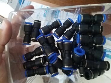 Şitillər: Pnevmatik sürətli birləşdiricilər (push-in) – T formalı. - Material