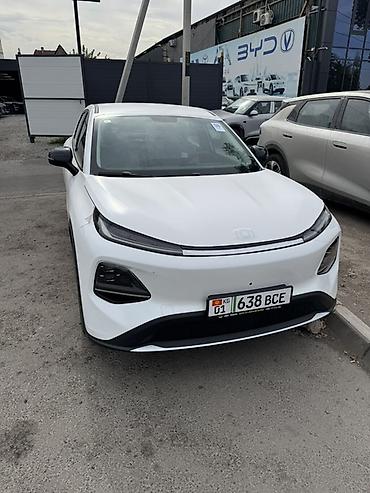 BYD: Changan Qiyuan Q05: 2026 г., 1.5 л, Вариатор, Электромобиль, Универсал — 1