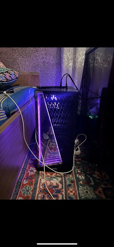 Masaüstü kompüterlər və iş stansiyaları: Komplekt şeklinde satiram butun aksesuarlari verecem.Oyunlarda yuksek — 9