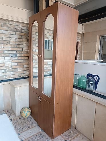 Mebel: İşlənmiş, 2 qapılı, Güzgülü, Qəhvəyi, Taxta, Açılan, Düz dolab — 6