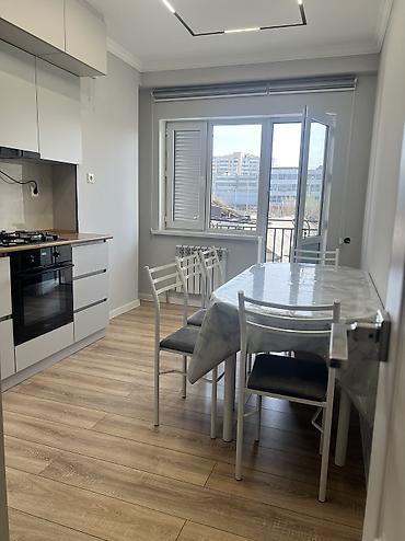 Продажа квартир: 2 комнаты, 70 м², Элитка, 3 этаж, Дизайнерский ремонт — 9