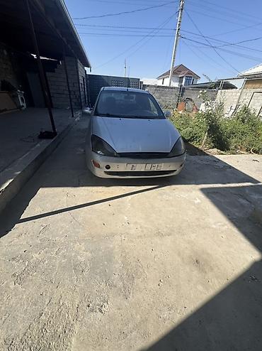 Ford: Ford Focus: 2000 г., 2 л, Автомат, Бензин, Седан — 1