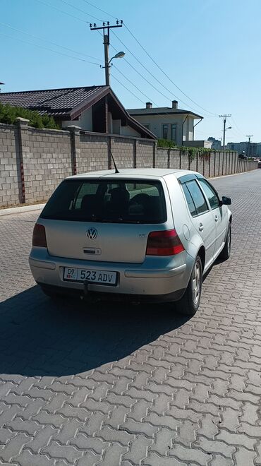 галф 2: Volkswagen Golf: 1999 г., 1.8 л, Механика, Бензин, Хэтчбэк