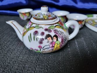 Kuhinjski setovi: Kineski nov porcelanski servis za caj iz 70ih.godina. Kineski — 9