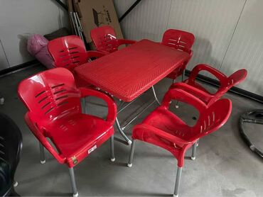 Setovi stolova i stolica: Bastenski set ! Sto sa četiri ili sest stolice dimenzija stola 120x70 — 4