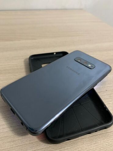 stoleshnicy iz iskusstvennogo kamnja samsung staron: Samsung Galaxy S10e, Б/у, 128 ГБ, цвет - Зеленый, 1 SIM