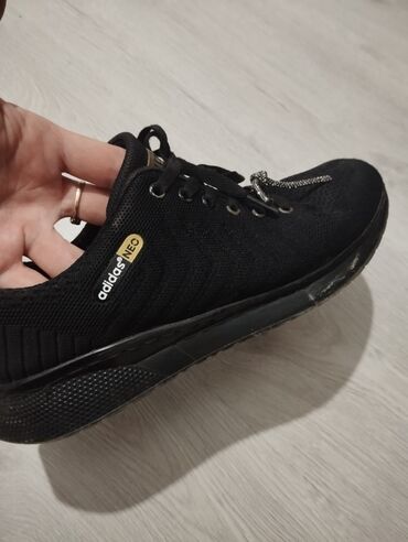 Другая женская обувь: Обувь кожаная, с евпопы, размер 38, тигровые мех натуральный, внутри — 19