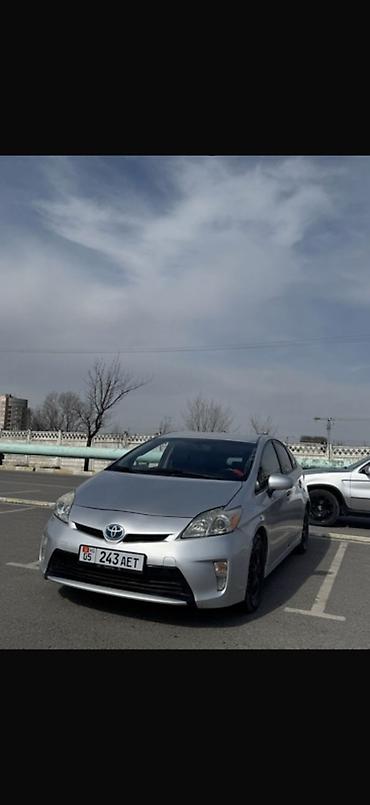 Toyota: Toyota Prius: 2015 г., 1.8 л, Вариатор, Гибрид, Хэтчбэк — 2