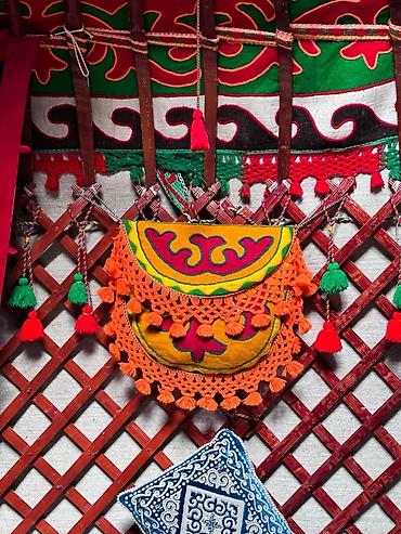 Аренда юрт: Аренда юрты, Каркас Деревянный, 65 баш, С полом — 9