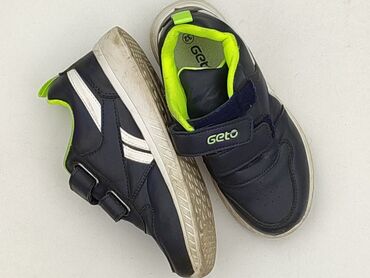 Sport shoes 32, Used