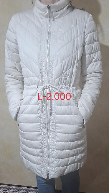 pull and bear torbe: - Crne sportske pantalone od laganog šuškavog materijala. Elastičan — 2
