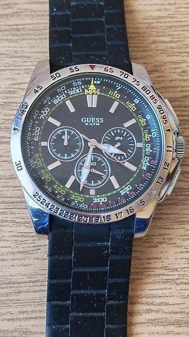 GUESS muški sportski ručni sat – 5 ATM - Kućište od nerđajućeg