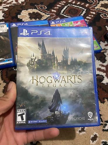 Игры для PlayStation: Игра для PlayStation 4 — Hogwarts Legacy (диск в боксе) - Платформа — 1