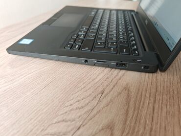 Dell: Intel Core i5, 8 GB OZU, 14 " — 7