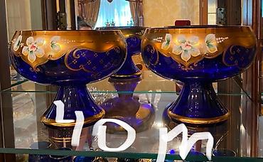 şirniyat qabları: Bohemiya üslubunda bəzəkli şirniyyat qabları və vazalar dəsti - — 3