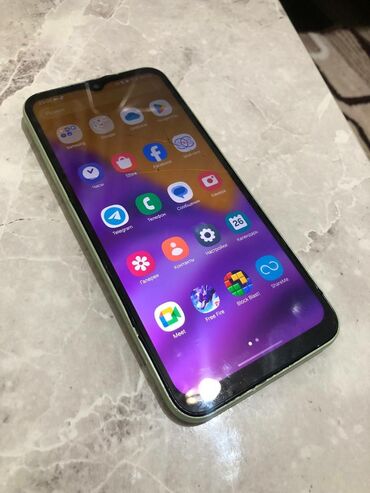 чехол на самсунг а52: Samsung Galaxy A14 5G, Б/у, 128 ГБ, цвет - Желтый, 1 SIM, 2 SIM, eSIM