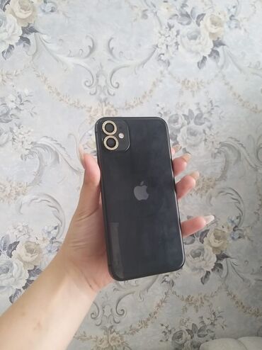 iohone 11: IPhone 11, 64 GB, Qara, Face ID