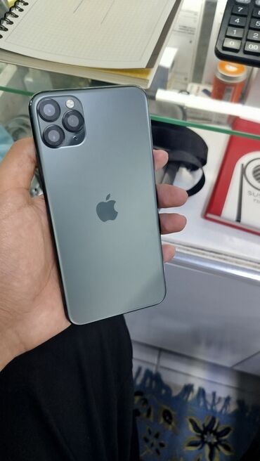 iphone 7 plus копия: IPhone 11 Pro Max, Колдонулган, 256 ГБ, Каптама, 74 %