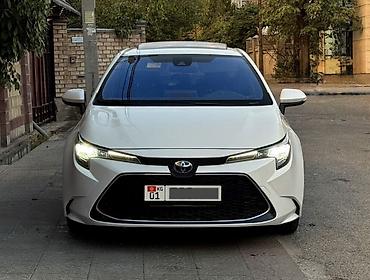 Toyota: Toyota Corolla: 2020 г., 1.8 л, Вариатор, Гибрид, Седан — 3