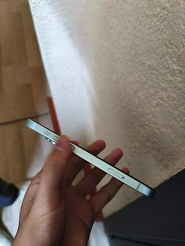 айфон cs: IPhone 15, Б/у, 128 ГБ, Зеленый, Защитное стекло, 81 % — 3