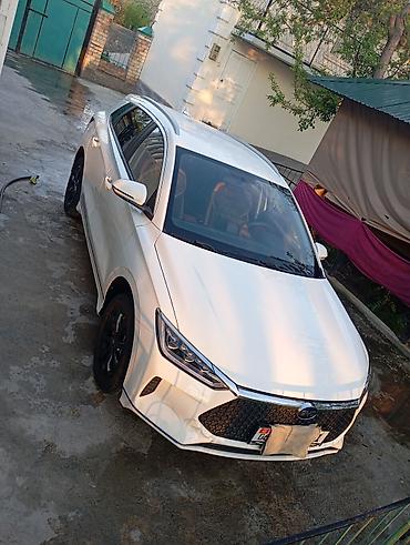 BYD: BYD E2: 2021 г., Автомат, Электромобиль, Хэтчбэк — 2