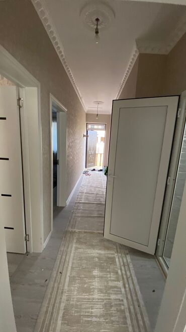 Köhnə tikili: Satılır – zövqlü dizayna malik mənzil. - Geniş dəhlizli planlama — 9