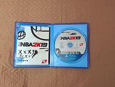 PS4 (Sony Playstation 4): PlayStation 4 Pro (kupljen pre 3 godine u Nemačkoj) U paketu: - — 7