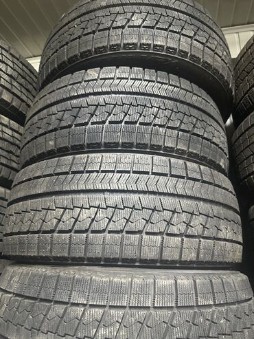 шины 17 225: Шины 225 / 45 / R 17, Зима, Б/у, Комплект, Легковые, Bridgestone