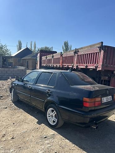 hyundai porter 1: Volkswagen Vento: 1996 г., 1.8 л, Механика, Бензин, Седан — 3