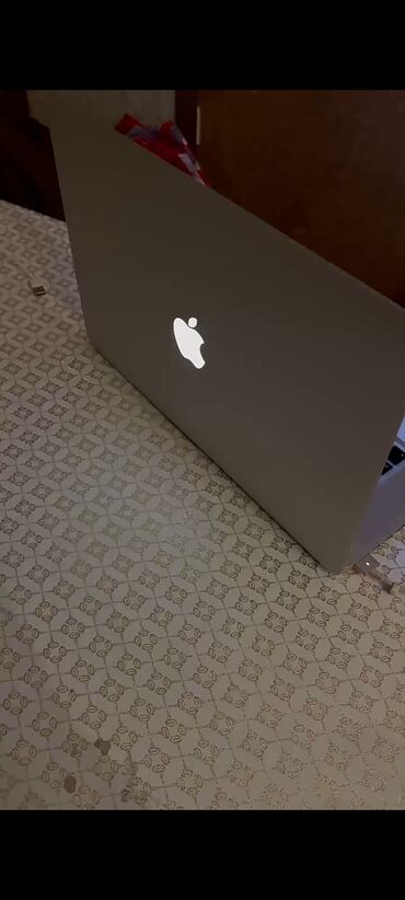 macbook pro fiyat: Apple MacBook, 15 ", Intel Core i7, 1 TB