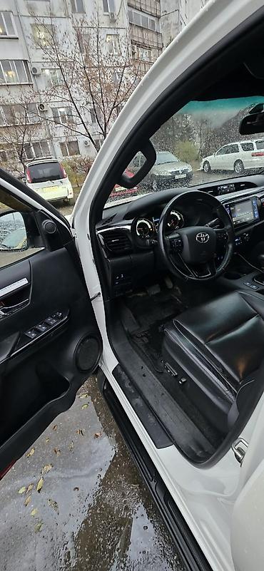 бу продать: Toyota Hilux: 2019 г., 2.8 л, Автомат, Дизель, Пикап — 9