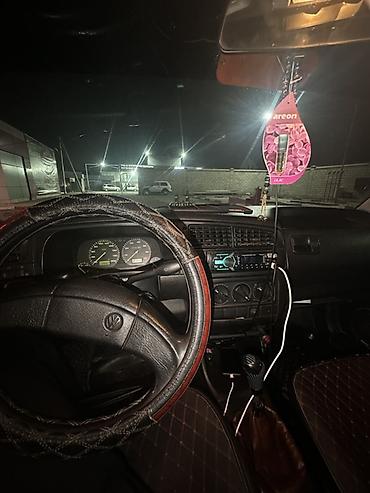 Volkswagen: Volkswagen Golf: 1993 г., Механика, Хэтчбэк — 6