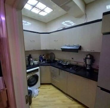 Uzunmüddətli kirayə mənzillər: Elimlər metrosu yaxiqinda tam dolu veziyyətde her bir esyasiyla birgə — 3