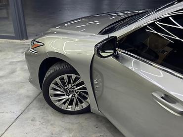 Lexus: Lexus ES: 2019 г., Гибрид, Седан — 14