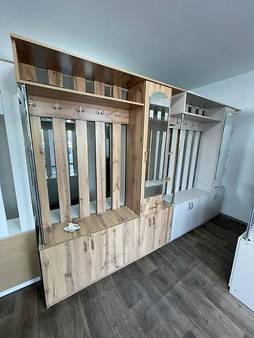 полки на колесах: Прихожая модульная с зеркалом и открытыми рейками - Комплектация — 1