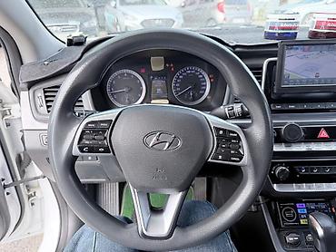 Hyundai: Hyundai Sonata: 2021 г., Седан — 10
