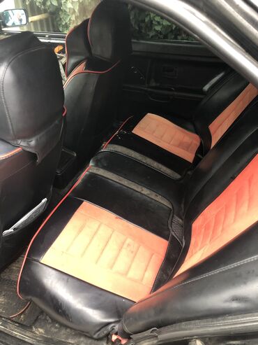 BMW: BMW 3 series: 1.8 l | 1994 il Sedan — 9