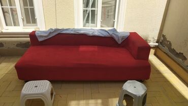 Divanlar: Künc divan, İşlənmiş, Açılmayan, Bazasız, Parça, Çatdırılma yoxdur