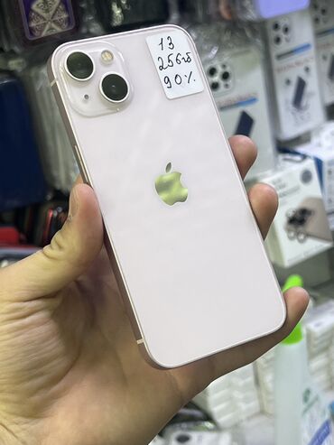 телефон iphon: IPhone 13, Б/у, 256 ГБ, Розовый, Наушники, Зарядное устройство, Защитное стекло, В рассрочку, 90 %